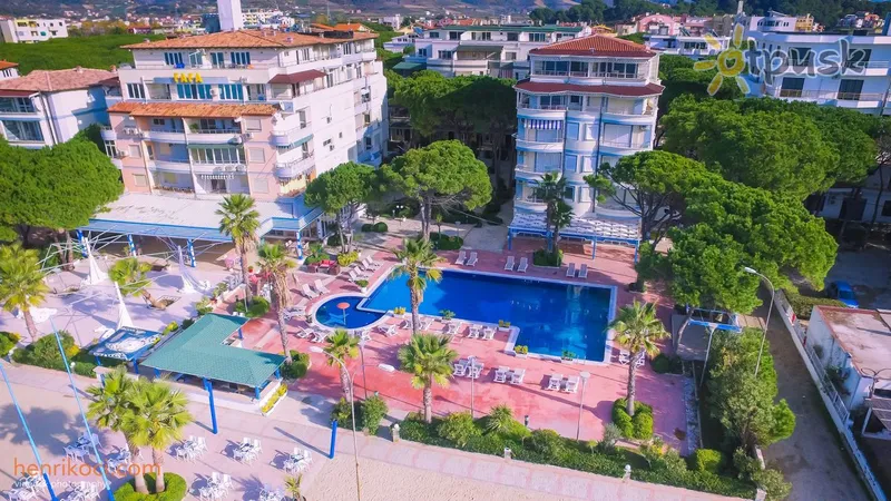 Фото отеля Fafa Beach Hotel 4* Durresa Albānija ārpuse un baseini