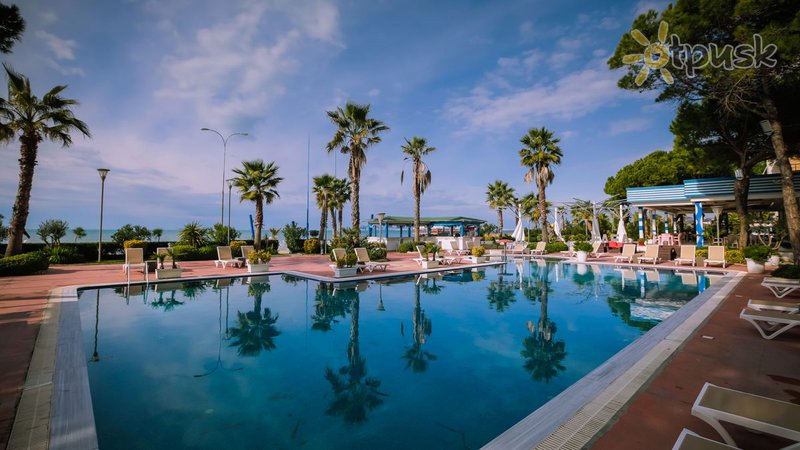 Фото отеля Fafa Beach Hotel 4* Дуррес Албания экстерьер и бассейны