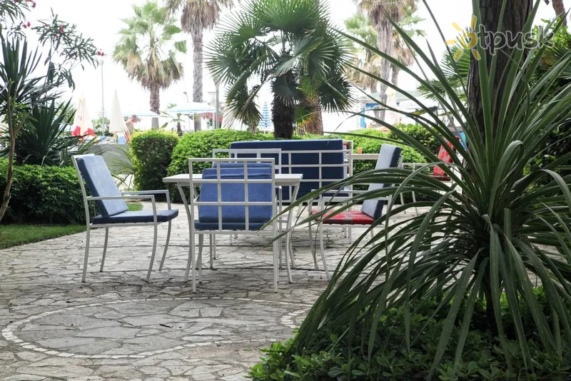 Фото отеля Fafa Beach Hotel 4* Duresas Albanija barai ir restoranai