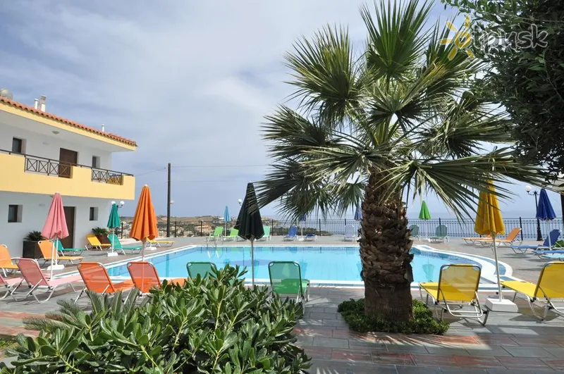 Фото отеля Pennystella Apartments 3* о. Крит – Іракліон Греція екстер'єр та басейни