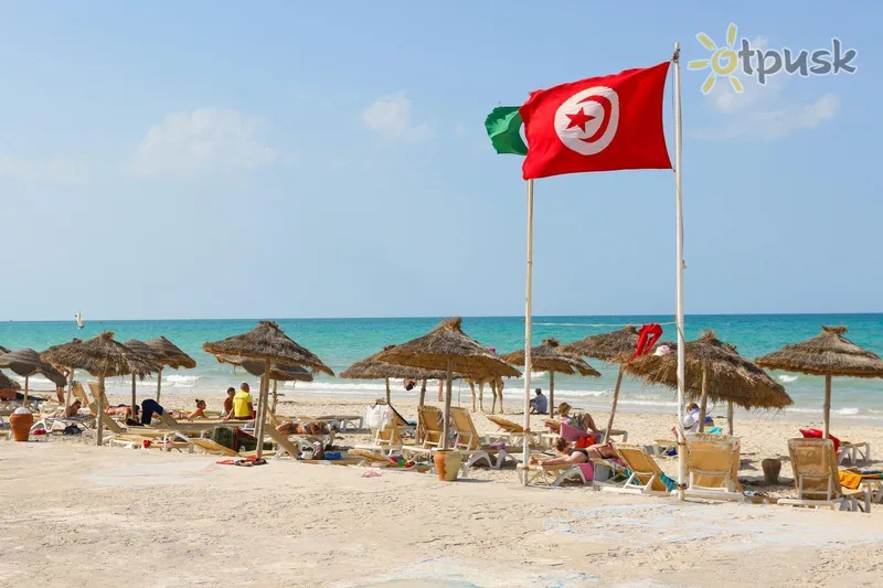 Фото отеля Riadh Meninx 4* о. Джерба Туніс пляж