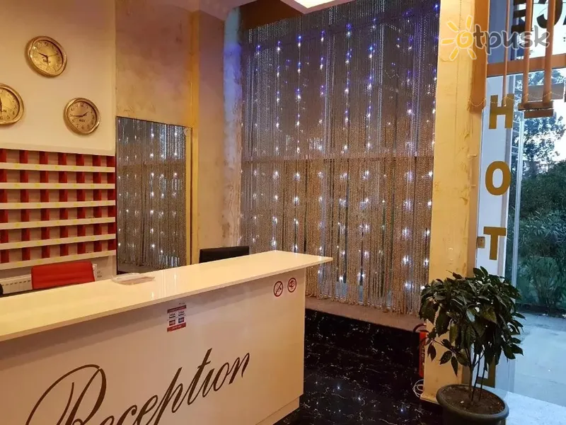 Фото отеля Royal Palace Hotel 4* Batumis Gruzija fojė ir interjeras