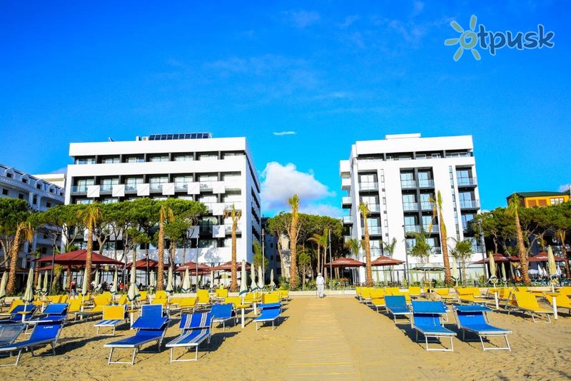 Фото отеля Max Royal G 5* Дуррес Албания экстерьер и бассейны