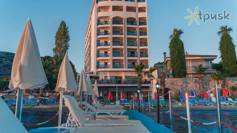 Фото отеля Grand Sahin's Hotel 4* Кушадасы Турция экстерьер и бассейны