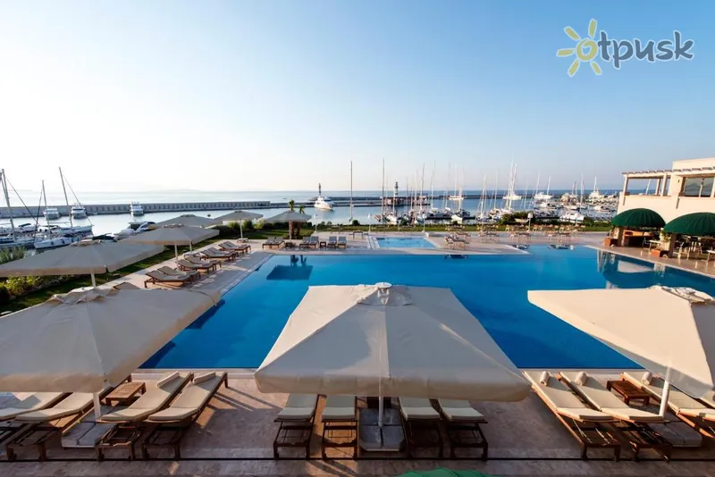 Фото отеля D-Marin Didim Marina Yacht Club 5* Дідім Туреччина екстер'єр та басейни