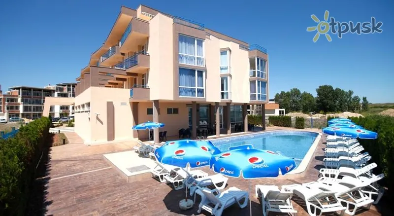Фото отеля Royal Marina Beach Aparthotel 3* Созопіль Болгарія екстер'єр та басейни