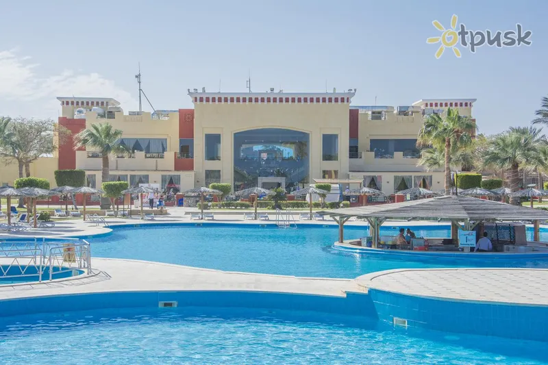 Фото отеля Tulip Magic Beach Resort 4* Marsa Alamas Egiptas išorė ir baseinai