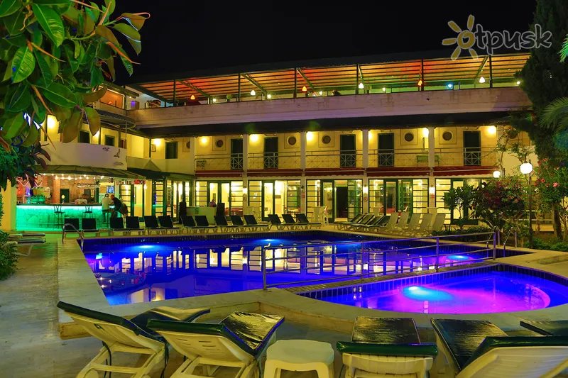 Фото отеля Bodrum Skylife Hotel - ALL Inclusive 4* Bodruma Turcija ārpuse un baseini