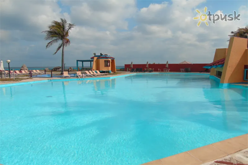 Фото отеля El Viejo y El Mar 4* Гавана Куба екстер'єр та басейни