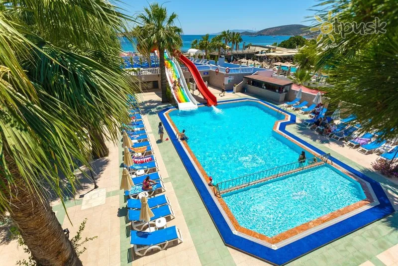 Фото отеля Gumbet Anil Beach Hotel 3* Bodruma Turcija ārpuse un baseini