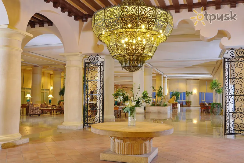 Фото отеля Sheraton Sharm Hotel, Resort, Villas & Spa 5* Šarm el Šeichas Egiptas fojė ir interjeras
