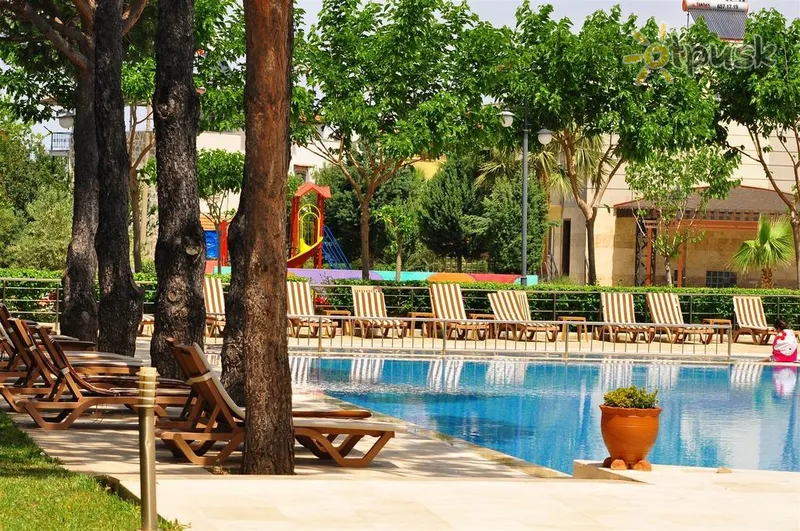 Фото отеля Akbulut Hotel & Spa 4* Кушадасы Турция экстерьер и бассейны