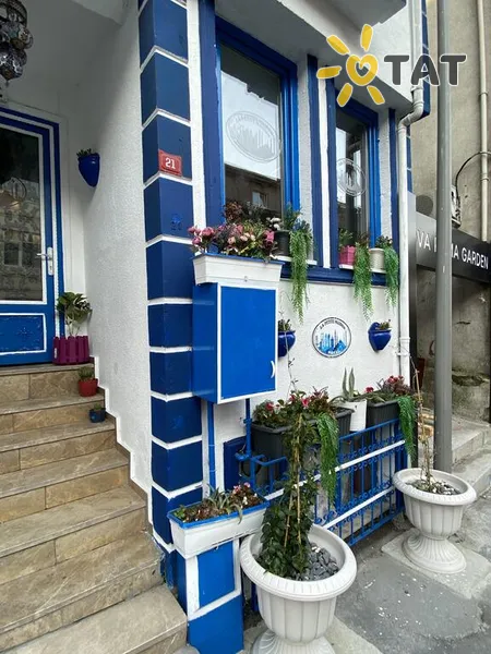Фото отеля La Petite Maison 3* Стамбул Туреччина екстер'єр та басейни