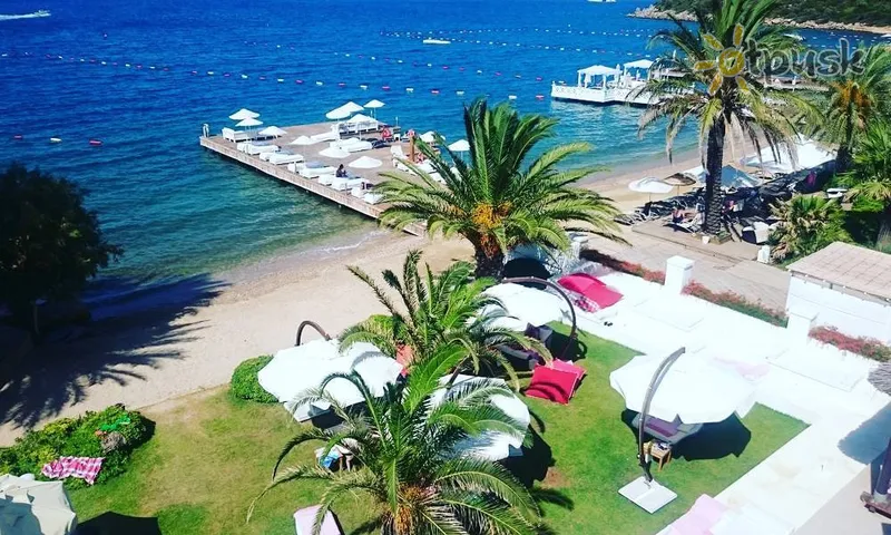 Фото отеля Toka Bodrum Hotel & Beach Club 4* Bodruma Turcija pludmale