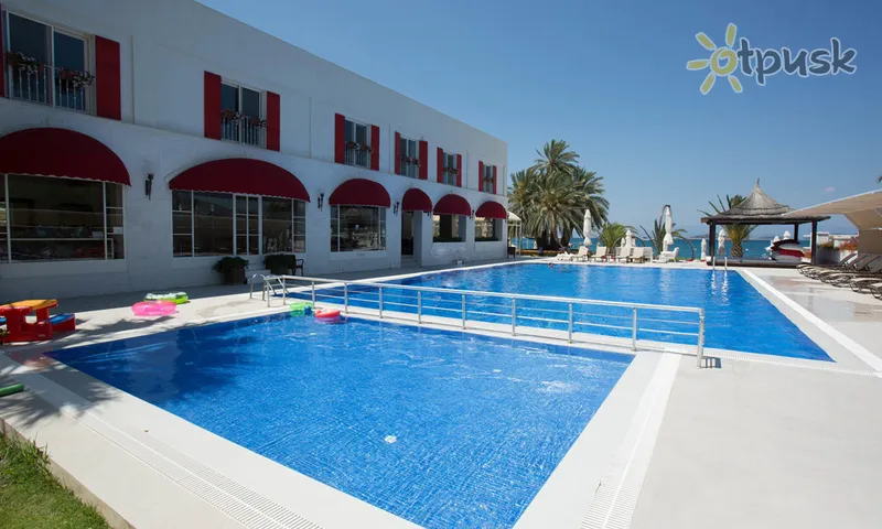 Фото отеля Toka Bodrum Hotel & Beach Club 4* Бодрум Туреччина екстер'єр та басейни