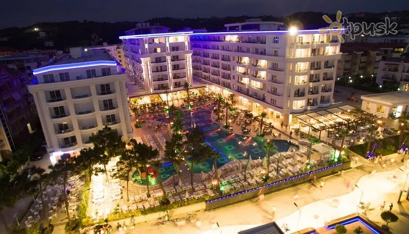 Фото отеля Grand Blue Fafa Resort 5* Durresa Albānija ārpuse un baseini