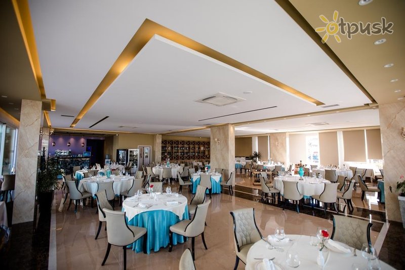 Фото отеля Grand Blue Fafa Resort 5* Дуррес Албания бары и рестораны
