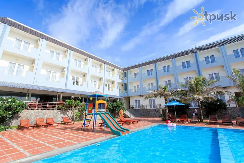 Фото отеля Tropical Ocean Resort 3* Фантьет Вьетнам экстерьер и бассейны