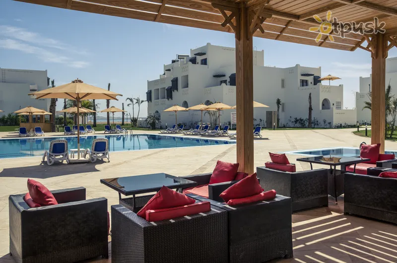 Фото отеля Mercure Hurghada 4* Hurgada Ēģipte bāri un restorāni