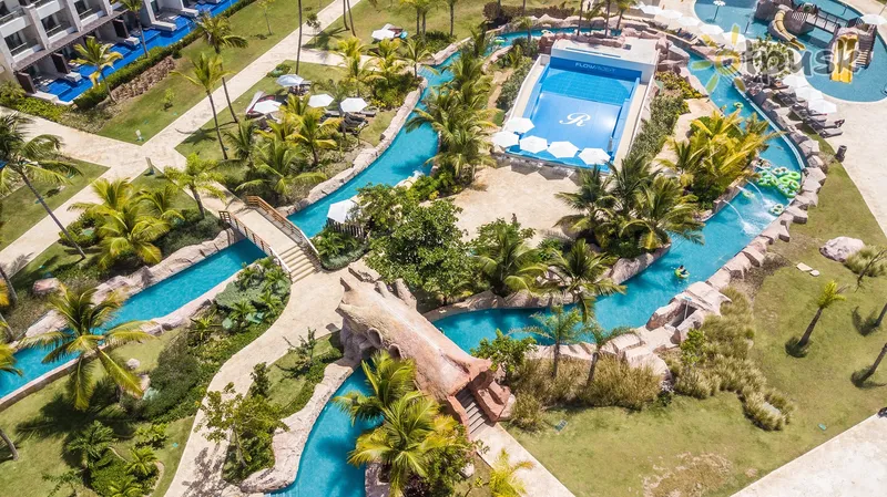 Фото отеля Royalton Bavaro Resort & Spa 5* Punta Cana Dominikānas republika ārpuse un baseini
