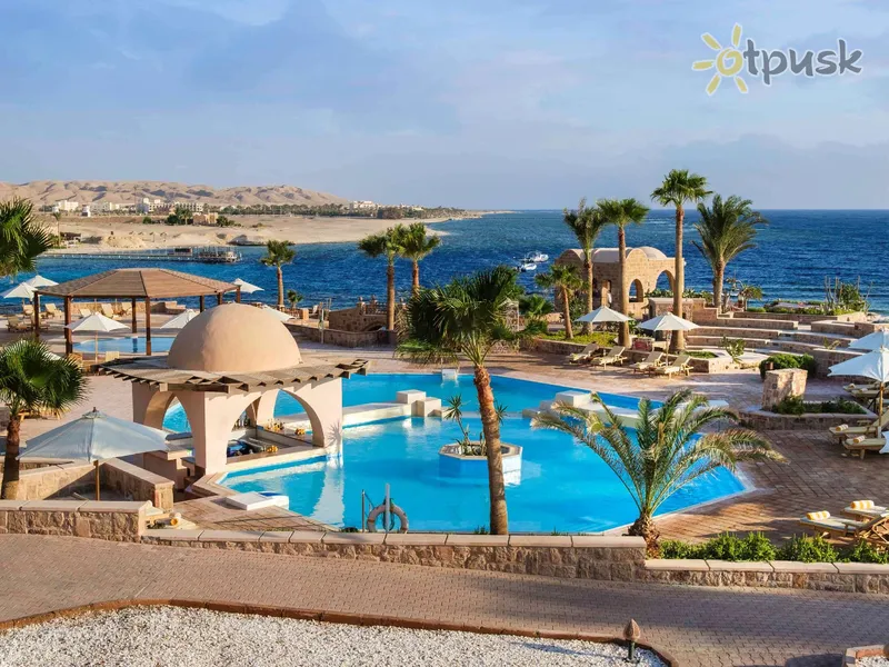 Фото отеля Movenpick Resort El Quseir 5* Ель Кусейр Єгипет екстер'єр та басейни