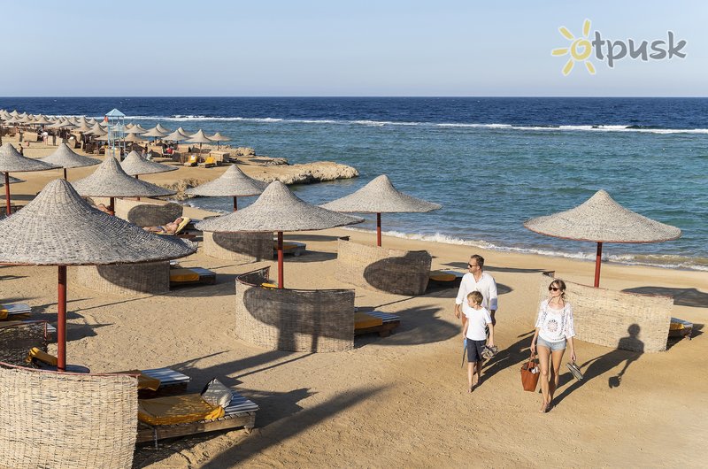 Фото отеля The Three Corners Happy Life Beach Resort 4* Марса Алам Египет пляж