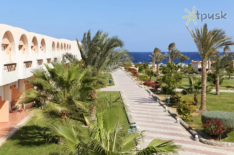 Фото отеля The Three Corners Sea Beach Resort 4* Марса Алам Єгипет екстер'єр та басейни