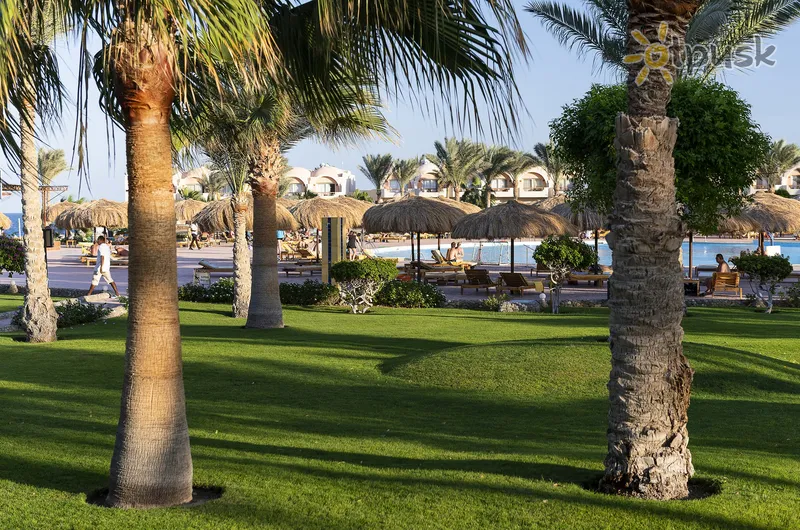 Фото отеля The Three Corners Sea Beach Resort 4* Marsa Alamas Egiptas išorė ir baseinai