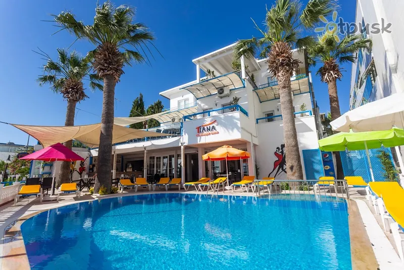 Фото отеля Tiana Moonlight Hotel 3* Бодрум Туреччина екстер'єр та басейни