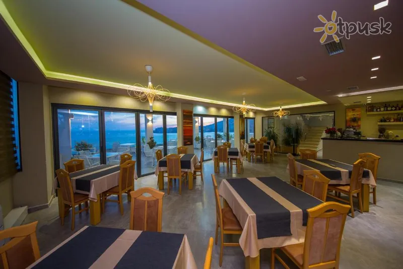 Фото отеля Senator Hotel 4* Саранда Албания бары и рестораны