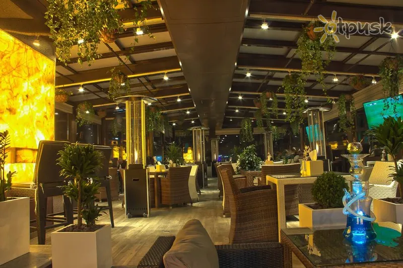 Фото отеля Thousand Nights Hotel 5* Амман Йорданія бари та ресторани