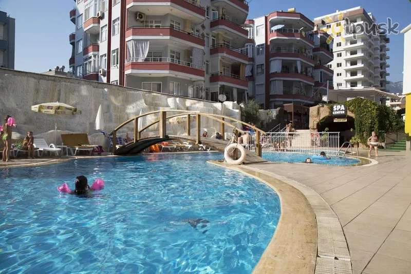Фото отеля Klas Dom Hotel 4* Аланія Туреччина екстер'єр та басейни