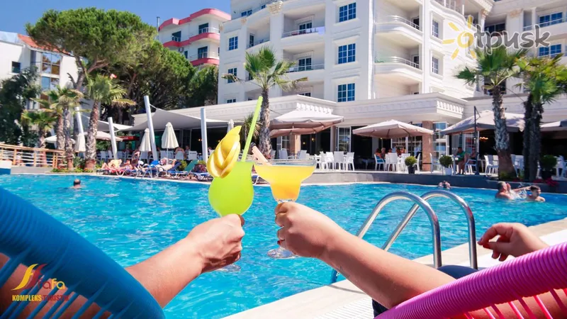 Фото отеля Fafa Premium Resort 4* Дуррес Албанія екстер'єр та басейни