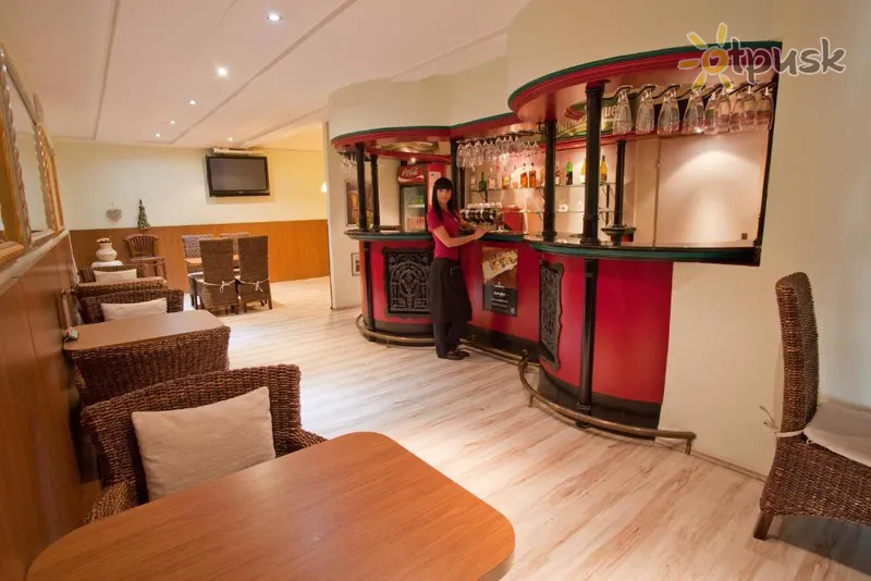 Фото отеля Gremium Penzion 3* Братислава Словаччина бари та ресторани