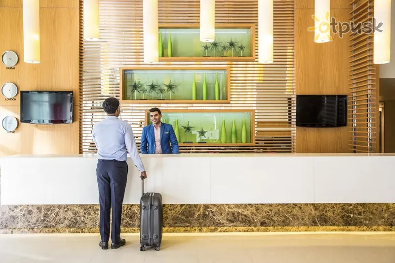 Фото отеля Ibis Dubai Deira City Centre Hotel 3* Дубай ОАЕ лобі та інтер'єр