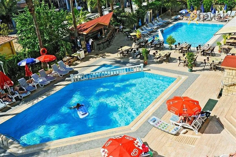 Фото отеля Prince Hotel 3* Аланія Туреччина екстер'єр та басейни