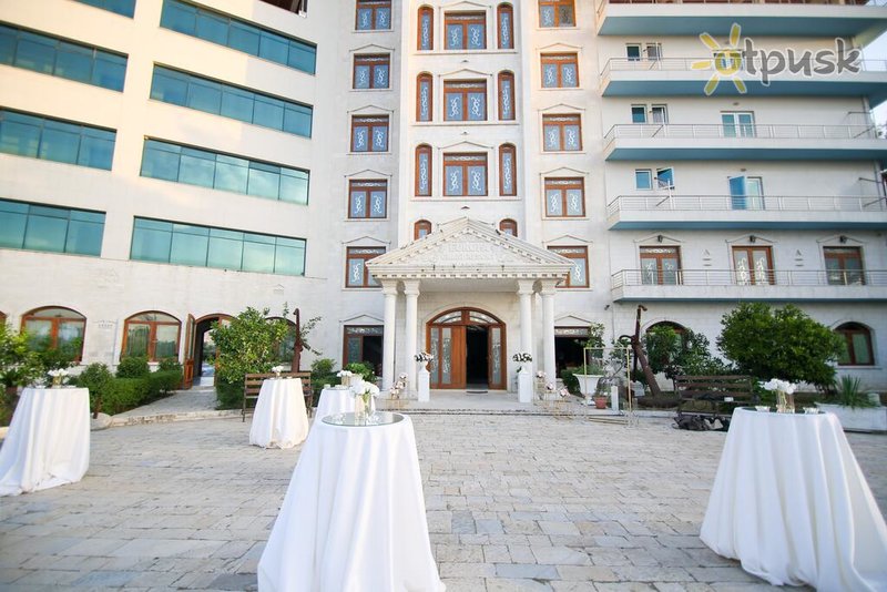 Фото отеля Europa Grand Resort 5* Влера Албания экстерьер и бассейны