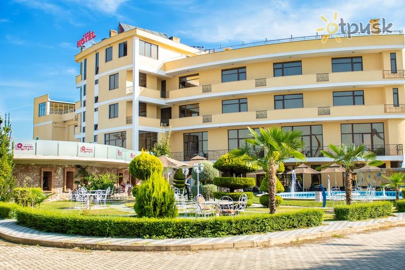 Фото отеля Airport Hotel Tirana 4* Тирана Албания экстерьер и бассейны