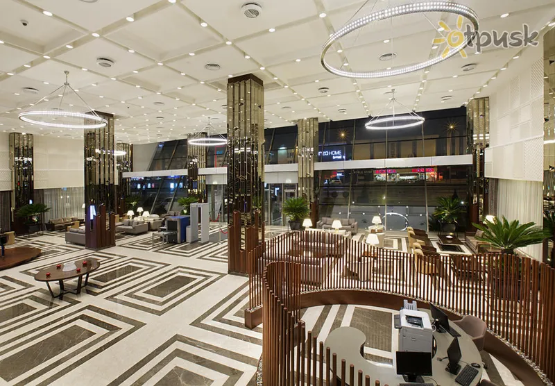 Фото отеля Doubletree by Hilton Istanbul Avcilar 5* Stambula Turcija vestibils un interjers