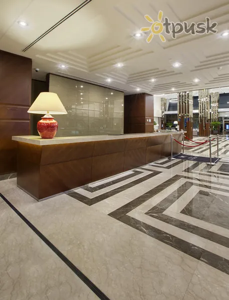 Фото отеля Doubletree by Hilton Istanbul Avcilar 5* Стамбул Туреччина лобі та інтер'єр