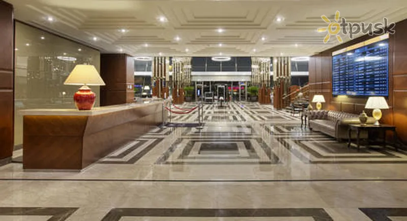 Фото отеля Doubletree by Hilton Istanbul Avcilar 5* Стамбул Турция лобби и интерьер
