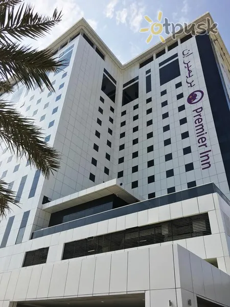 Фото отеля Premier Inn Dubai Ibn Battuta Mall 3* Дубай ОАЕ екстер'єр та басейни
