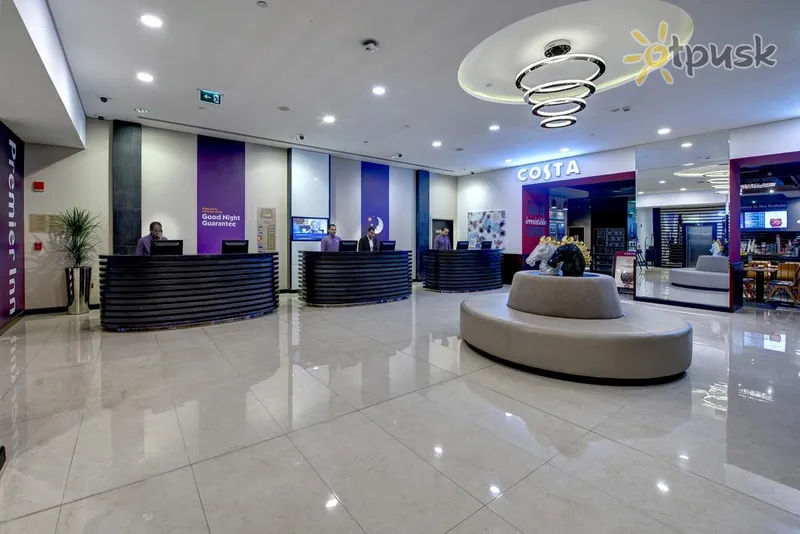 Фото отеля Premier Inn Dubai Ibn Battuta Mall 3* Дубай ОАЕ лобі та інтер'єр