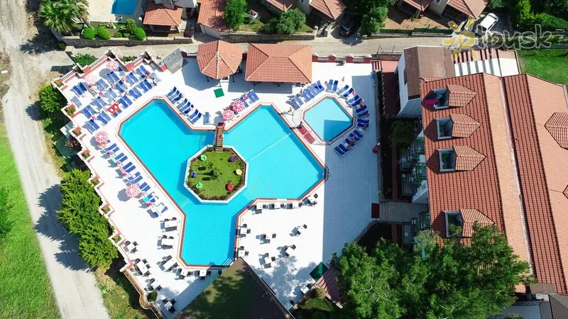 Фото отеля Sunshine Holiday Resort 3* Fethiye Turcija ārpuse un baseini