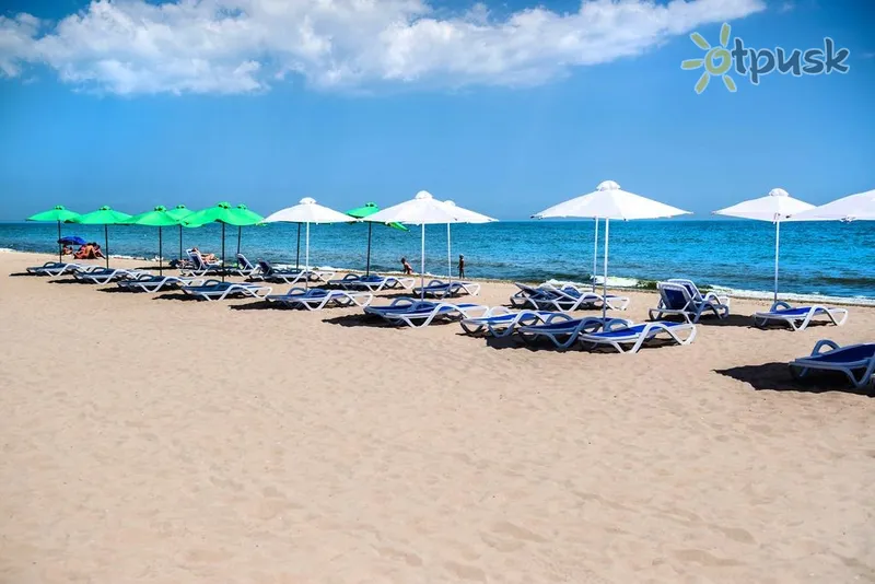 Фото отеля Bugaz Sea View 5* Грибівка Україна пляж