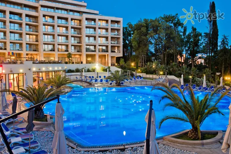 Фото отеля Swissоtel Resort Сочі Камелія 5* Сочі росія екстер'єр та басейни