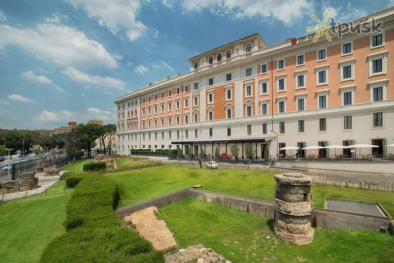 Фото отеля NH Collection Roma Palazzo Cinquecento 5* Roma Italija išorė ir baseinai