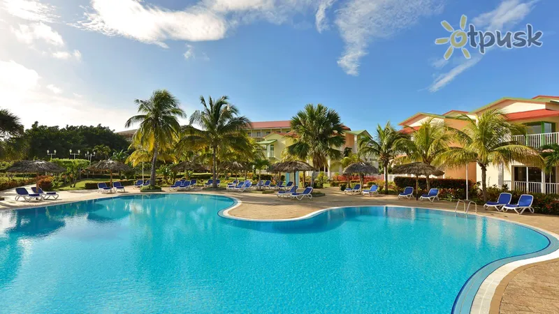 Фото отеля Iberostar Tainos Hotel 4* Варадеро Куба экстерьер и бассейны
