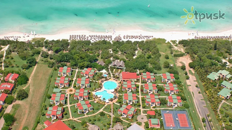 Фото отеля Iberostar Tainos Hotel 4* Varadero Kuba išorė ir baseinai