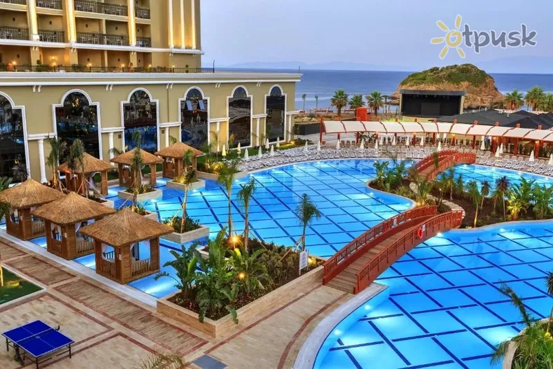 Фото отеля Sunis Efes Royal Palace Resort & Spa 5* Ozdere Turcija ārpuse un baseini